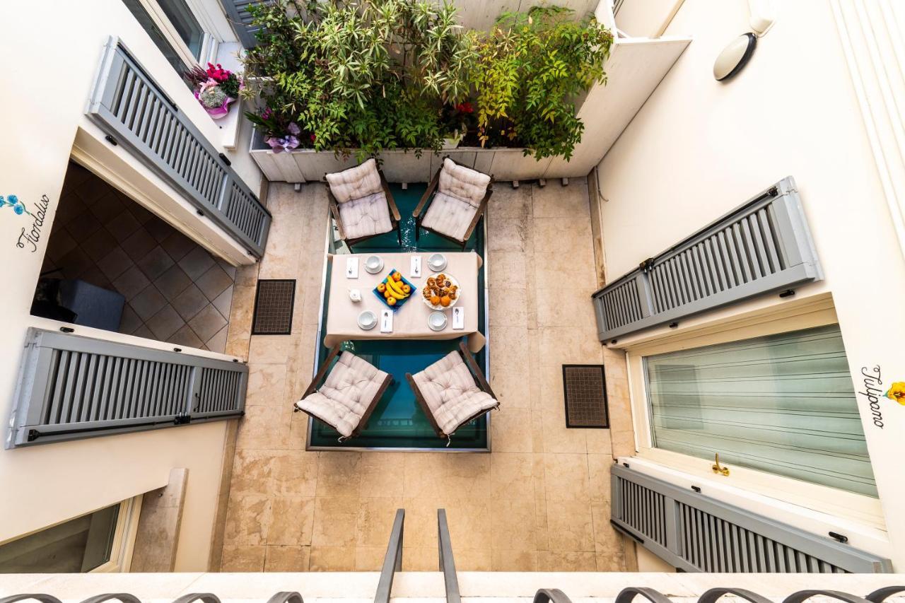 Flowers Apartments Дезенцано-дель-Гарда Экстерьер фото
