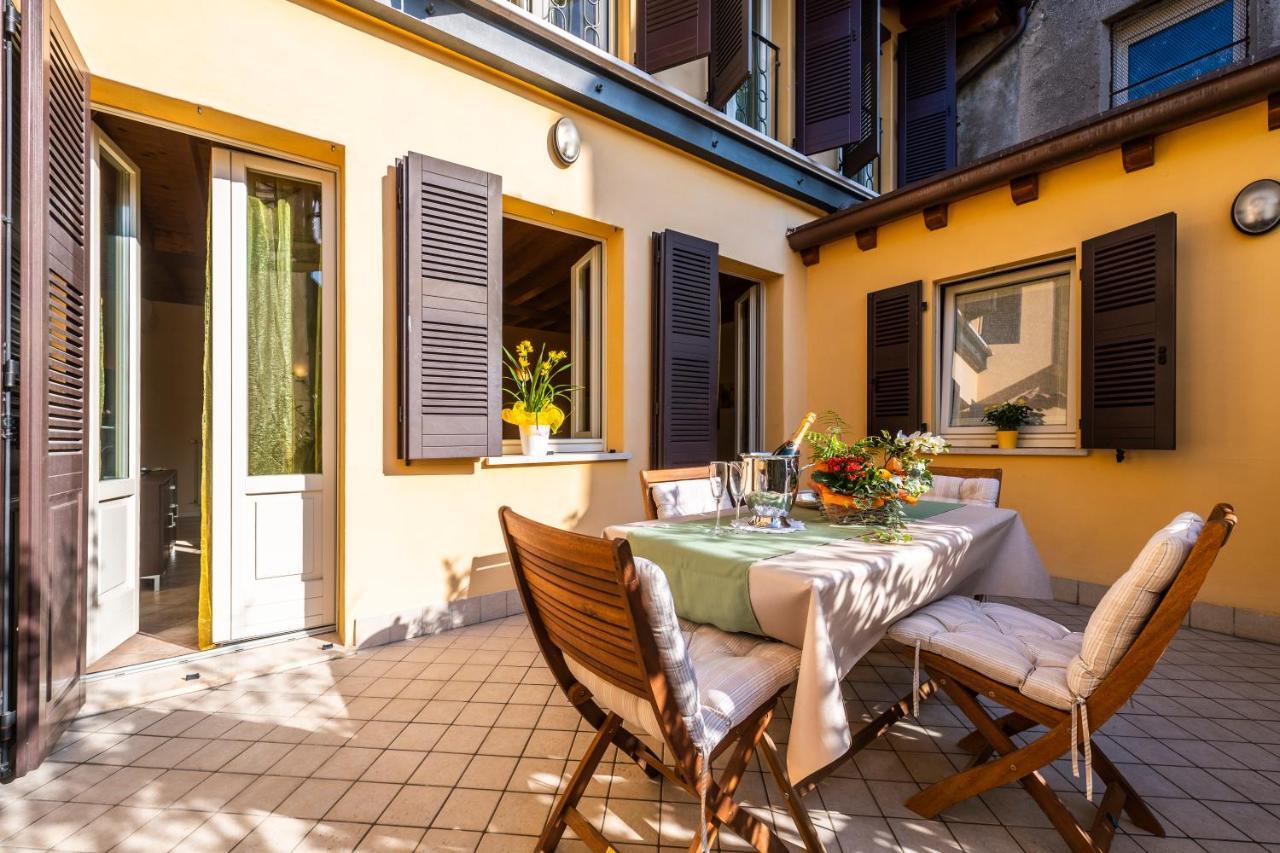 Flowers Apartments Дезенцано-дель-Гарда Экстерьер фото